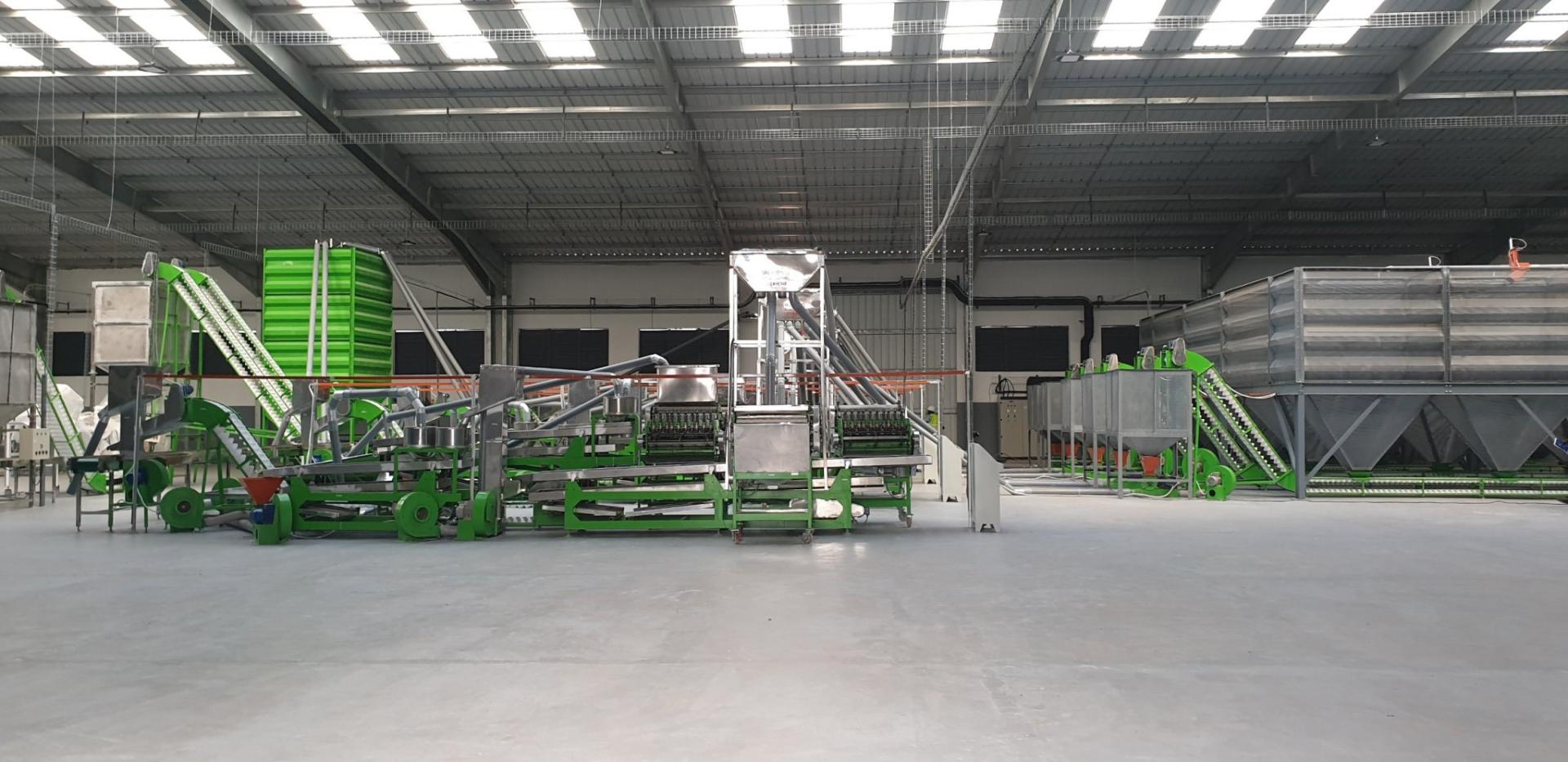 vietnamcashewmachine.vn